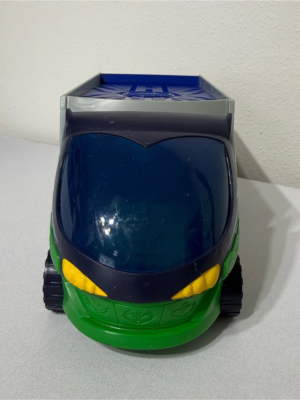PJ Masks PJ Transporter Action Figure Vehicle Toy Set + 2 Mini- Gecko & Owlette